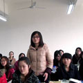学生向郑总询问企业转型电商问题