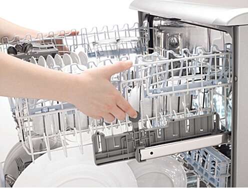 解决高价问题和产品创新瓶颈 洗碗机成下一个标配家电