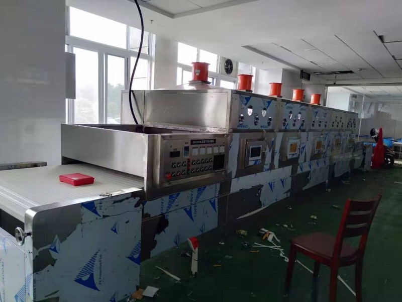 全自动盒饭微波加热保温生产线