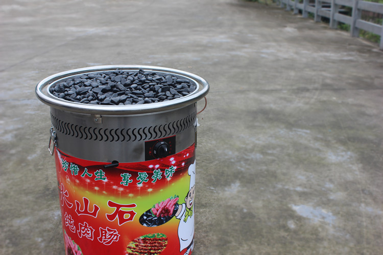 商用燃气型火山石烤肠机 台湾热狗烤炉 黑色石头烤香肠炉煤气型
