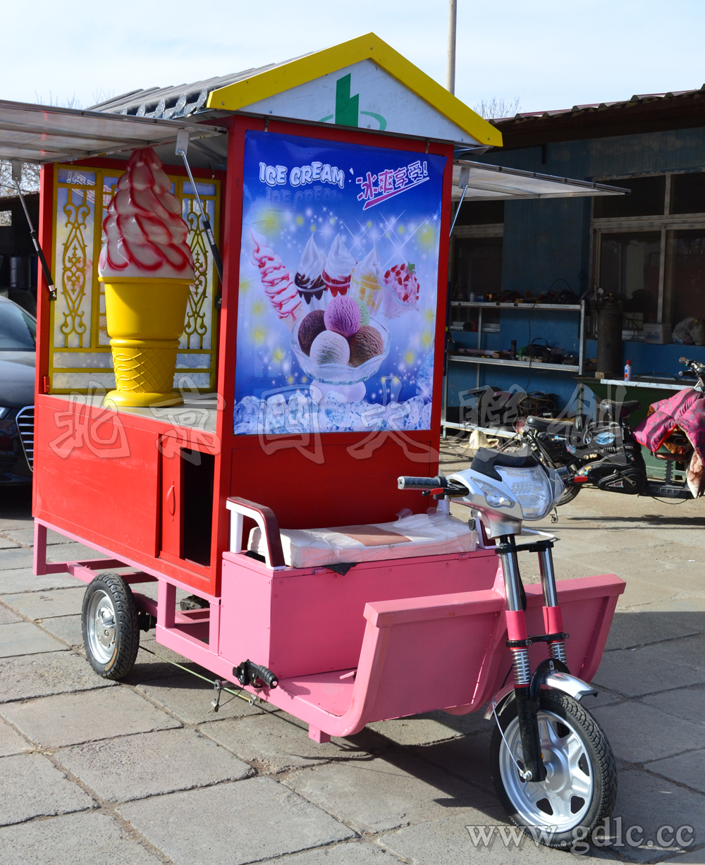 厂家直销复古手推移动冰淇淋车 多功能流动冰激凌小吃车