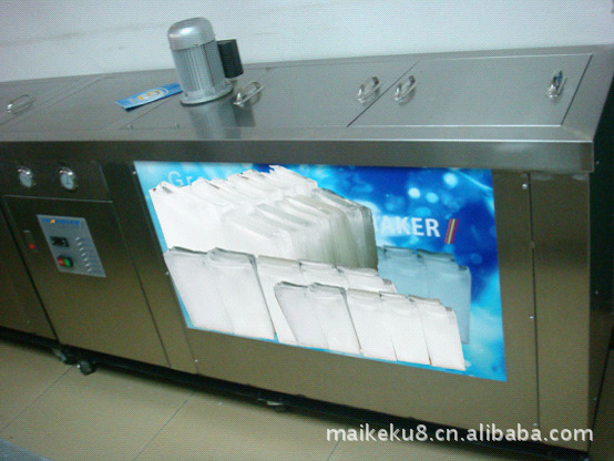 四川商用大产量冰棍雪糕冰棒机 4模冰棍冰棒雪糕机 多模厂家直销