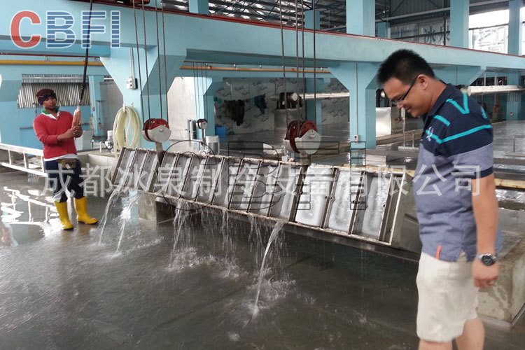 甘肃大型冰砖机生产厂家 大型条冰制冰机 鱼车加冰制冰机厂家直供