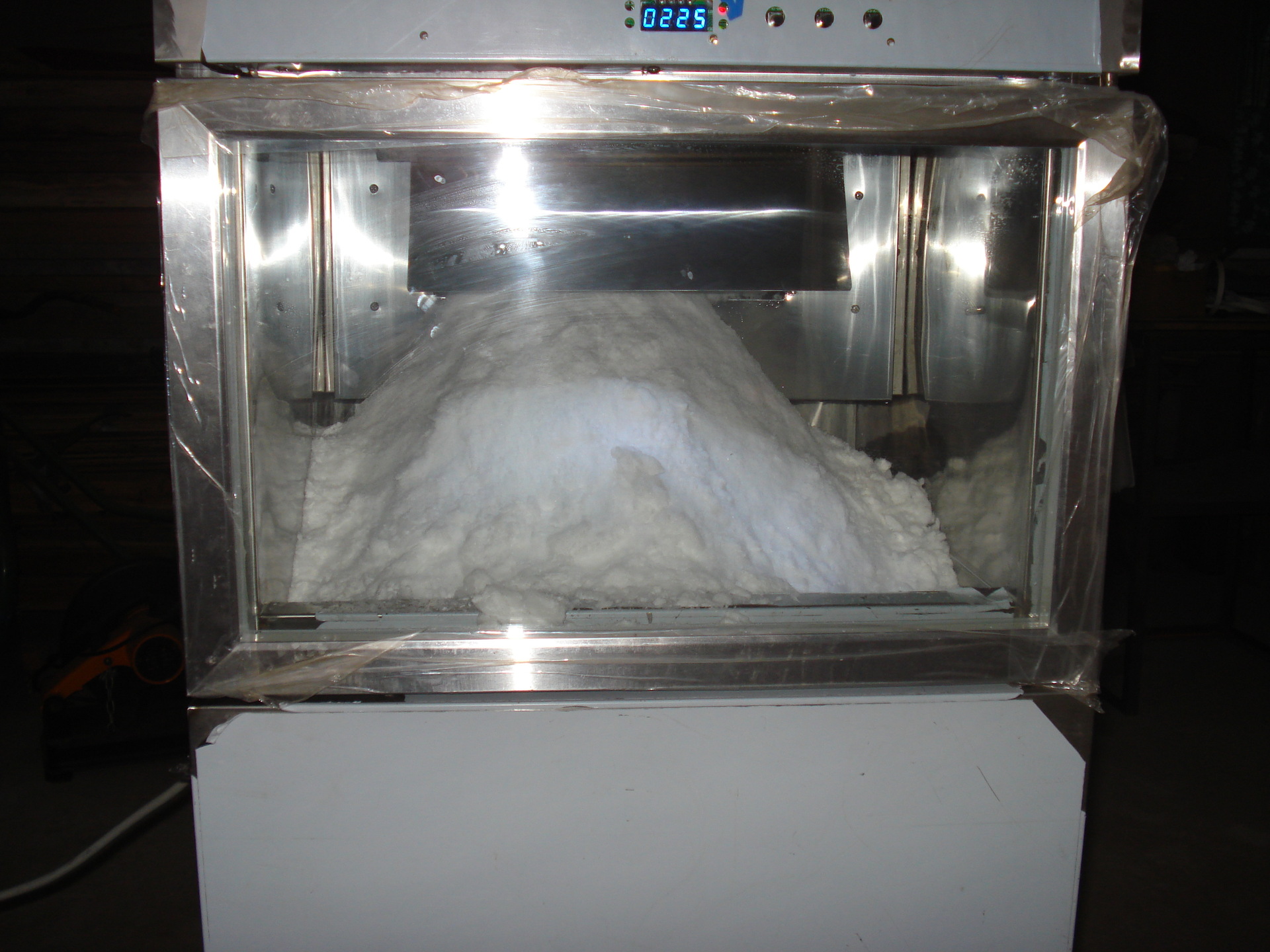 雪花制冰机雪花制冰机日产118KG冰乐雪之美奶茶冷饮实验酒店