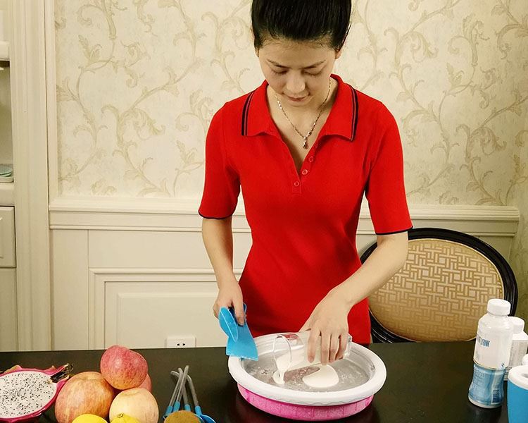 商用炒冰机 双锅手动炒酸奶机水果 双圆平锅炒冰淇淋机 炒冰盘