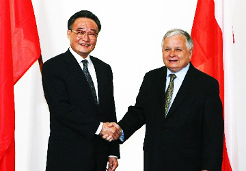 2007年吴邦国访波会见波众议长多恩、总统莱·卡钦斯基